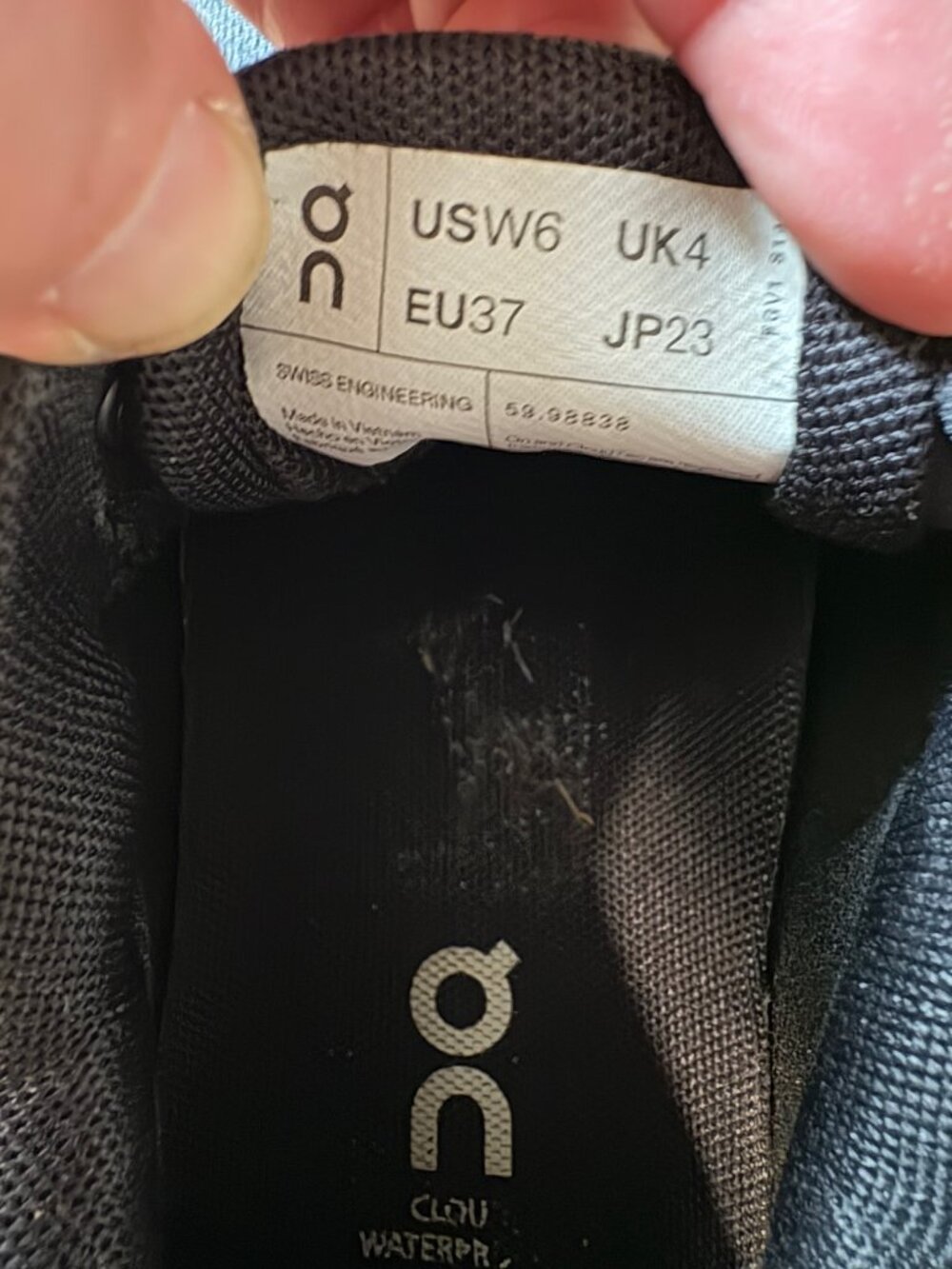 On Women's Cloud 6 WP Sneakers in Black - Picture 12 of 12